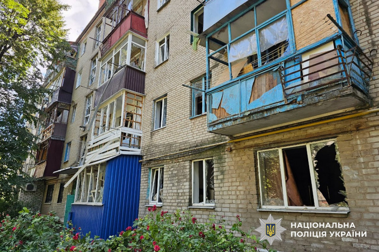 Одна людина загинула, семеро зазнали поранень через російські обстріли Донеччини 21 червня