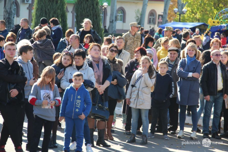 День защитника Украины в Покровске: торжественная часть