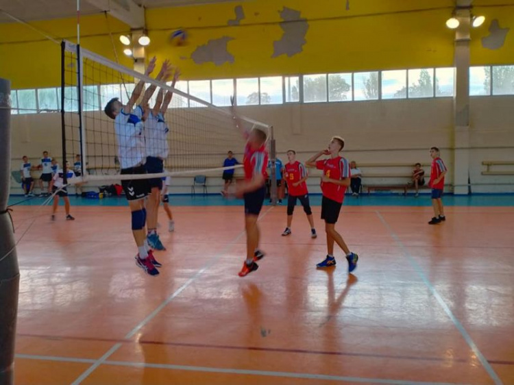 Волейболісти покровської ДЮСШ – чемпіони області серед юнаків 17 років
