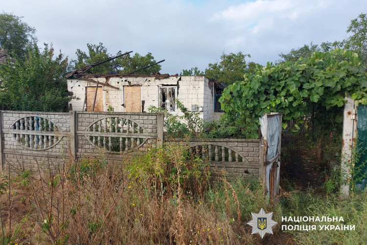 На Добропілля росіяни скинули дві авіабомби: наслідки обстрілів Донеччини за добу