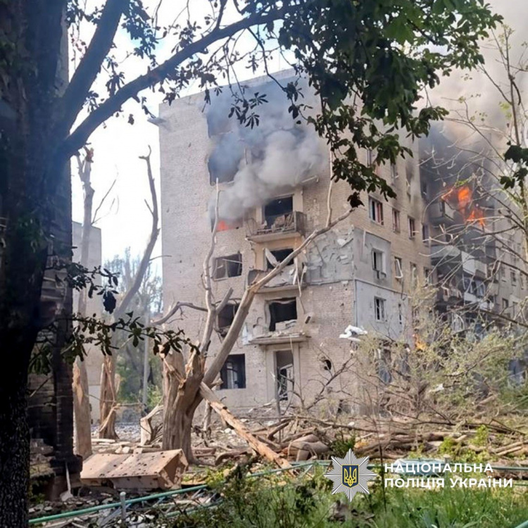 Одна людина загинула, 14 жителів Донеччини зазнали поранень через російські атаки 24 травня
