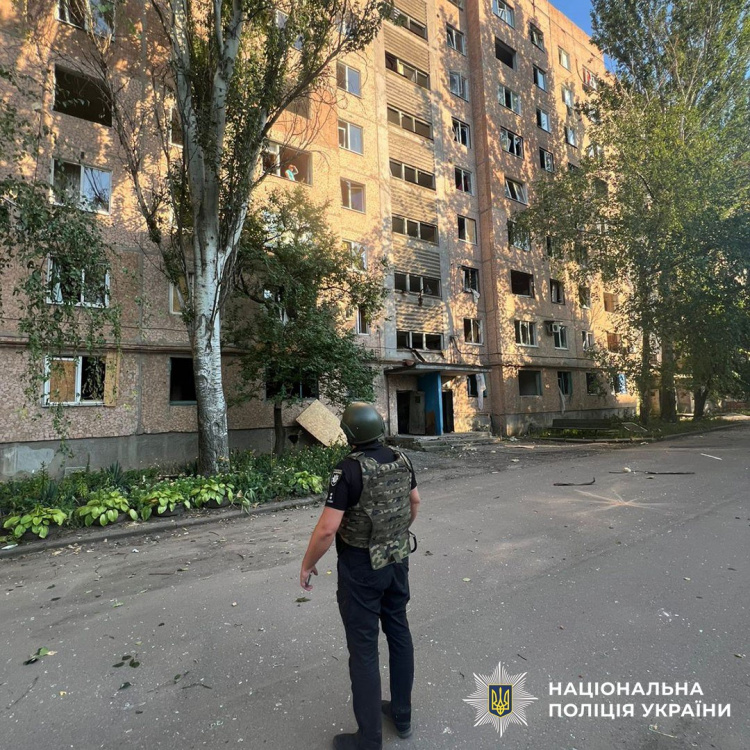 Двоє вбитих і п’ятеро поранених: росія поцілила по цивільних на Донеччині