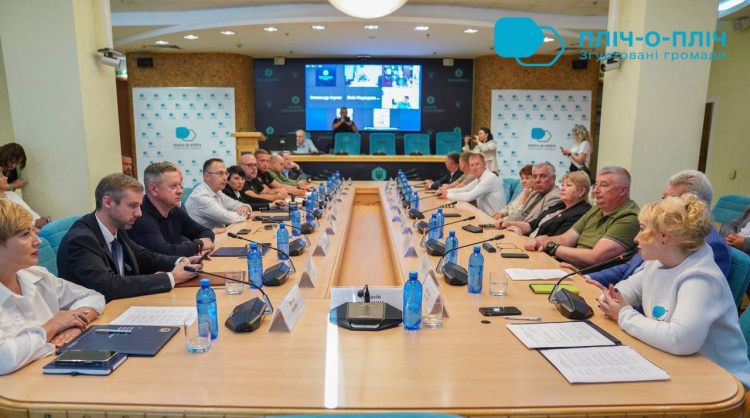 Розширення географії партнерства: Покровська громада підписала меморандум із Уманню