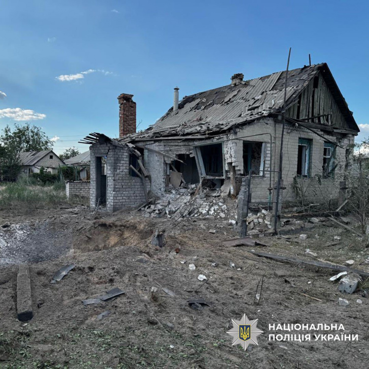 Троє вбитих і троє поранених: російські війська знищують цивільних на Донеччині