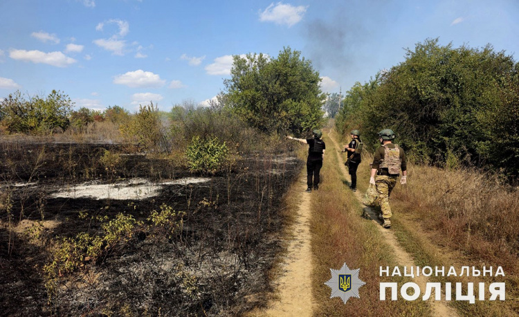 За добу окупанти завдали 21 удар по населених пунктах Донеччини, поранена людина