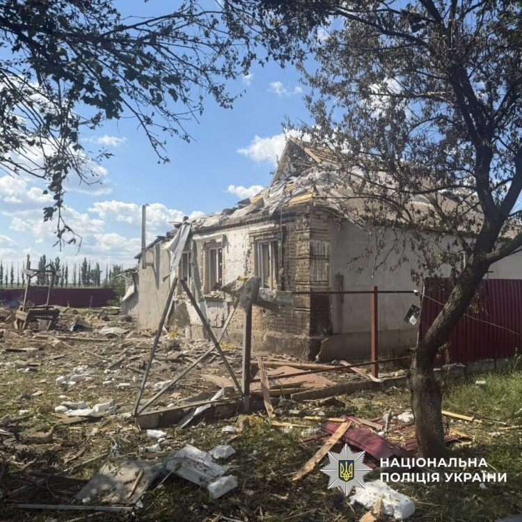 Двоє загиблих і 27 поранених: поліція Донеччини задокументувала наслідки ворожих атак 20 серпня