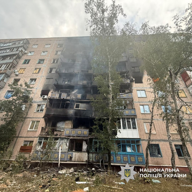 Четверо людей загинули, 10 поранені через російські обстріли Донеччини 22 вересня