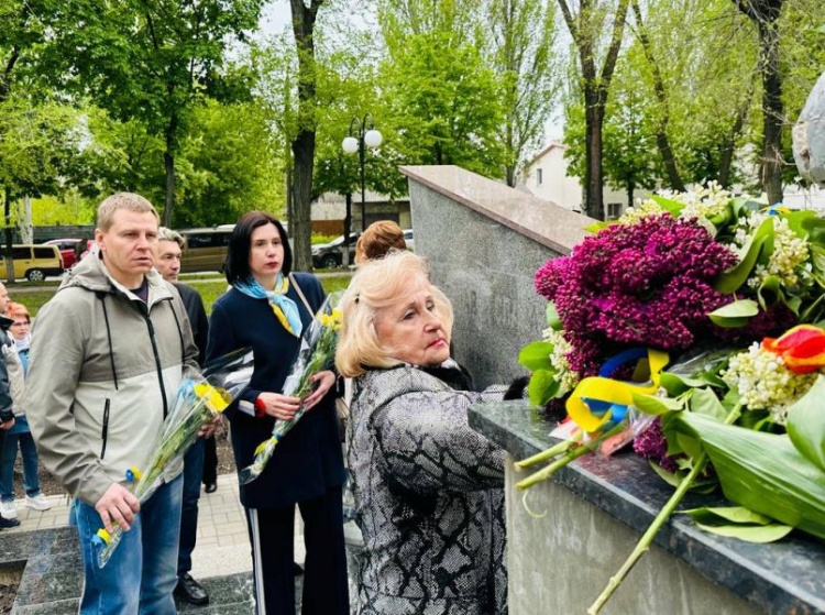 У Покровську вшанували пам’ять загиблих у Другій світовій війні