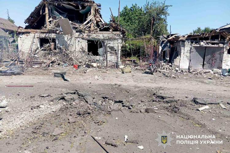 7 загиблих і 9 поранених за добу: поліція Донеччини задокументувала воєнні злочини рф