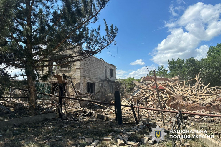 Одна людина загинула, 11 поранені внаслідок обстрілів Донеччини 26 червня