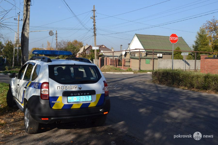 В центре Покровска под знаком «STOP» столкнулись два автомобиля