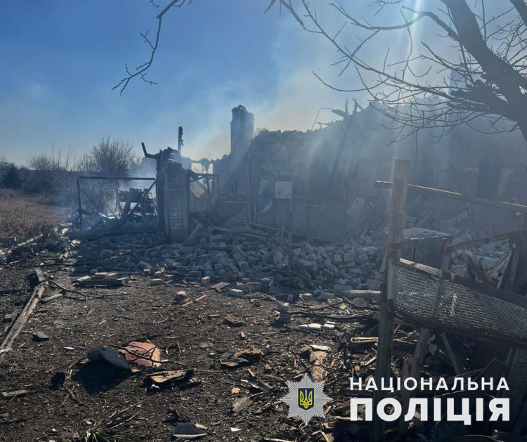 Убиті, поранені, руйнування: в поліції Донеччини повідомили про наслідки чергових атак країни-терориста