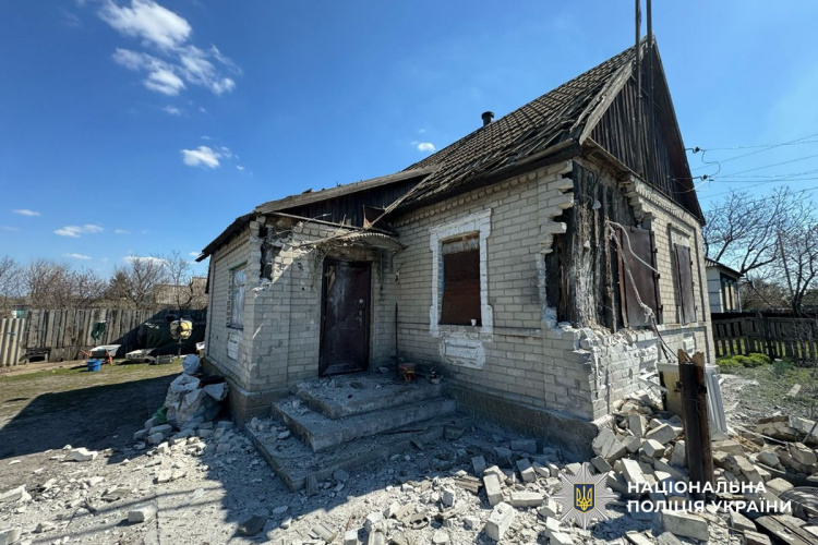 П’ять поранених за добу: поліція Донеччини задокументувала воєнні злочини росії