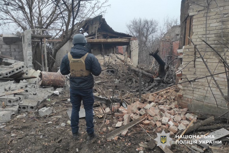 Через російські обстріли на Донеччині загинула людина, ще двоє зазнали поранень