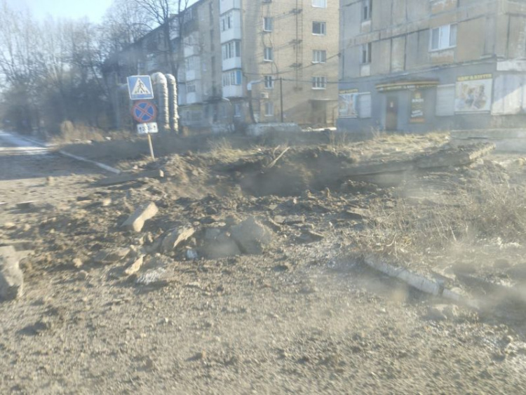 Обстріли по всій лінії фронту на Донеччині не вщухають – Павло Кириленко
