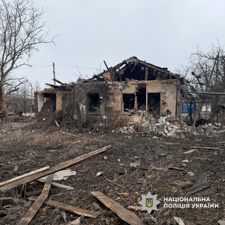 Одна людина загинула, четверо зазнали поранень через російські обстріли Донеччини 29 грудня