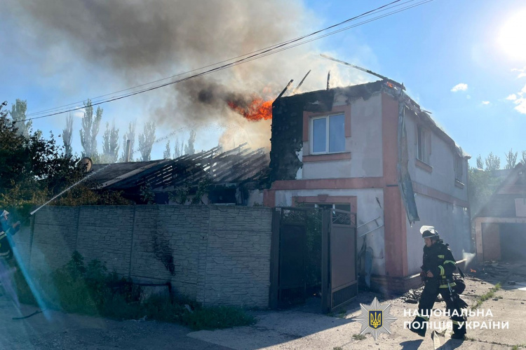 11 мирних жителів зазнали поранень через російські обстріли Донеччини