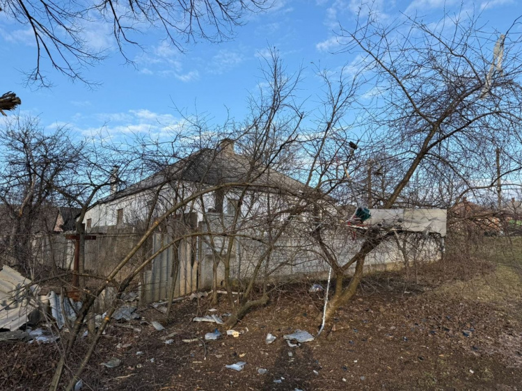 Одна людина загинула, четверо поранені: поліція Донеччини - про наслідки російських атак 22 березня