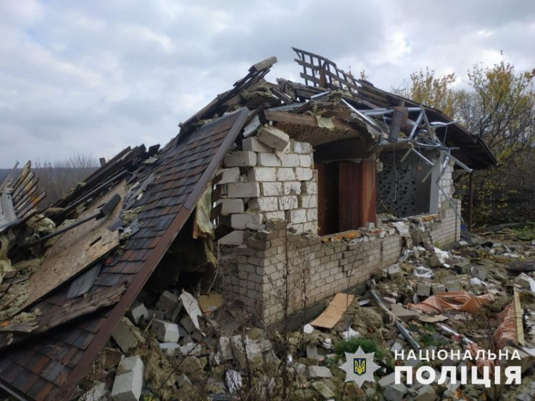 За добу від ворожих обстрілів постраждали 9 населених пунктів Донеччини