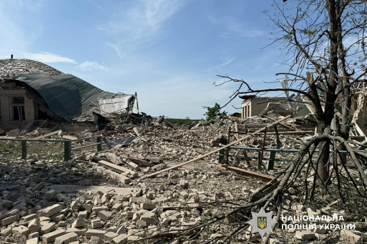 Троє людей загинули, 11 поранені внаслідок масованих обстрілів Донеччини за добу