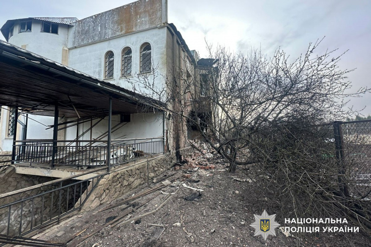 Шість цивільних зазнали поранень унаслідок обстрілів Донеччини 8 квітня