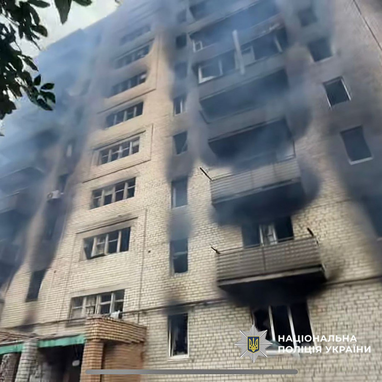 Загиблий та 9 постраждалих: про наслідки атак військ рф на Донеччину 16 вересня повідомили в поліції