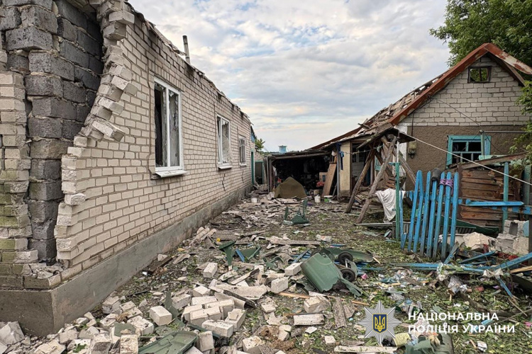 Двоє цивільних загинули, ще 11 поранені внаслідок ворожих обстрілів Донеччини 8 червня