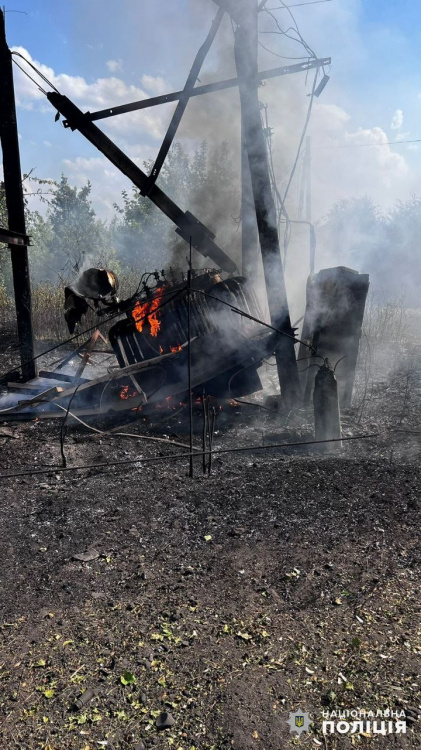 Уночі ворог обстріляв Покровськ та Мирноград: подробиці повідомила поліція Донеччини