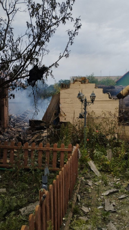 4 людини загинули, 9 поранено внаслідок масованих обстрілів Донеччини 8 серпня