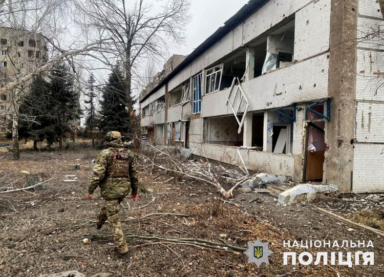 7 грудня ворог обстріляв Донеччину 16 разів. Поранено людину