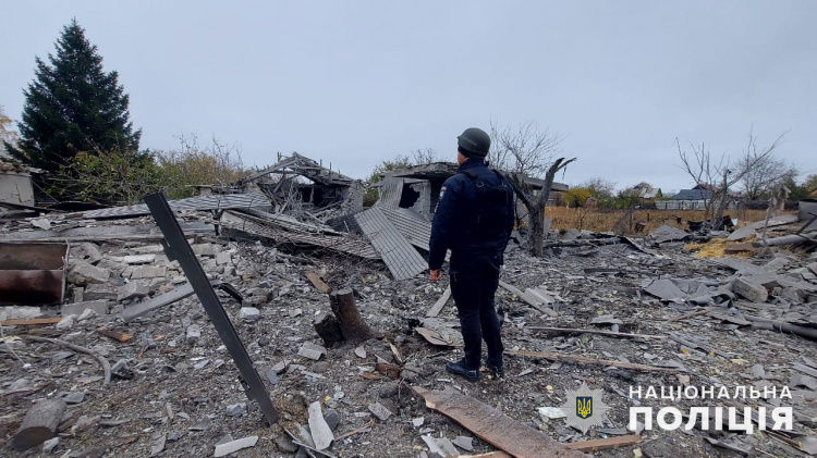 Є руйнування в Покровську та Рівному – поліція повідомила про наслідки обстрілів Донеччини за минулу добу