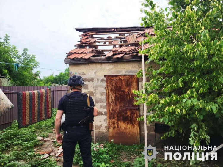 За добу окупанти обстріляли 12 населених пунктів Донеччини