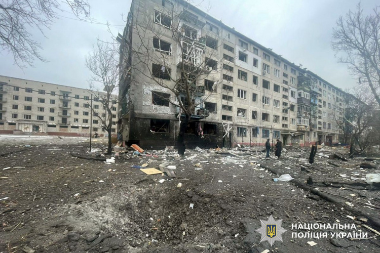 Росіяни вбили на Донеччині п’ятьох людей, серед яких – дитина, ще 12 осіб зазнали поранень