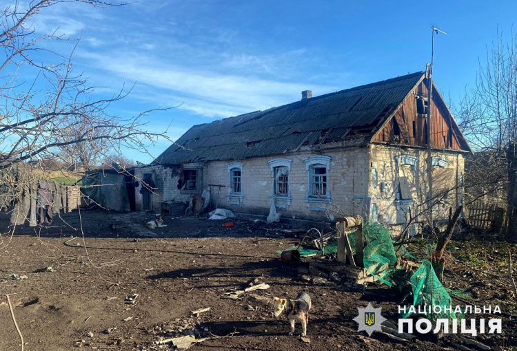 За добу окупанти обстріляли 11 населених пунктів Донеччини, вбили двох людей