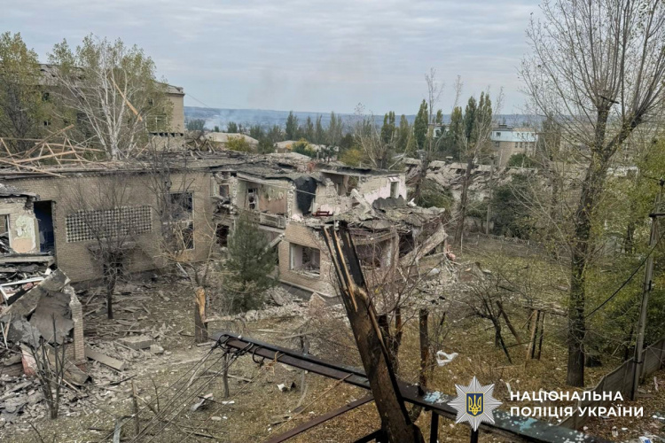 Шестеро жителів Донеччини поранені за добу внаслідок російських обстрілів
