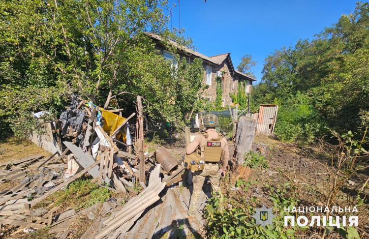 У Рівному Мирноградської ТГ поранено двох людей: поліція повідомила про наслідки обстрілів 19 вересня