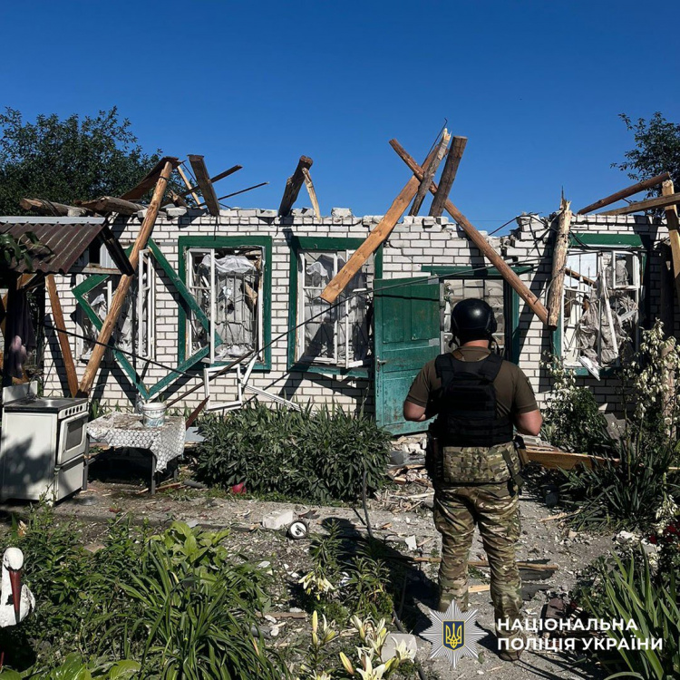 Дві людини загинули і дві зазнали поранень на Донеччині внаслідок ударів росії