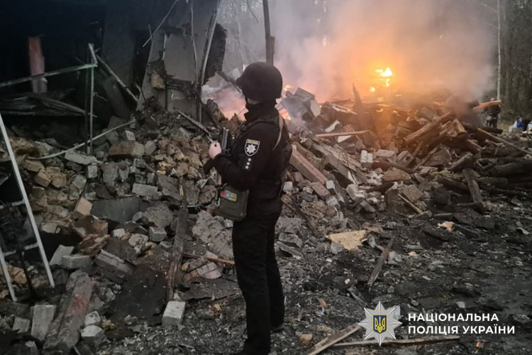 Дев’ять людей зазнали поранень на Донеччині за добу, серед них – дитина