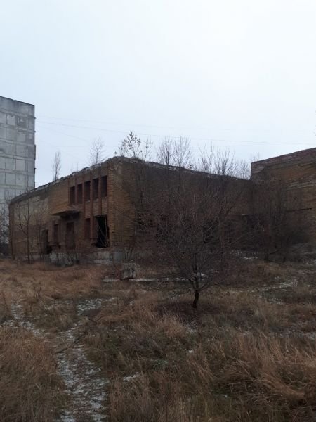 Недостроенный кинотеатр в микрорайоне «Шахтерский» уйдет с молотка