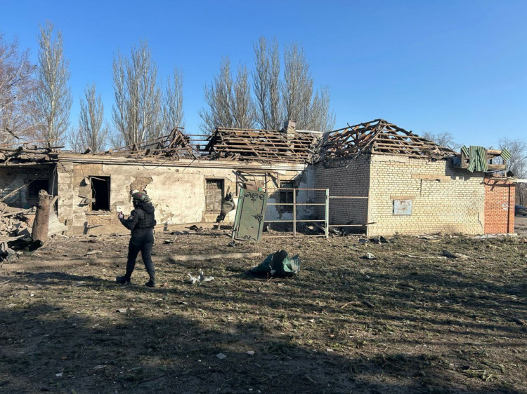 Протягом доби загарбники скинули на Донеччину 21 бомбу - поліція