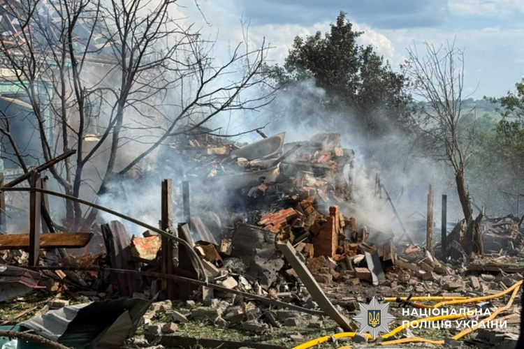 Троє цивільних загинули, ще 14 поранені внаслідок обстрілів Донеччини 15 липня