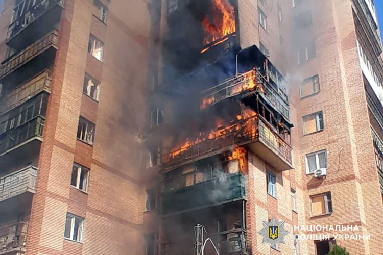 Двоє людей загинули, 10 поранені внаслідок російських атак на Донеччині