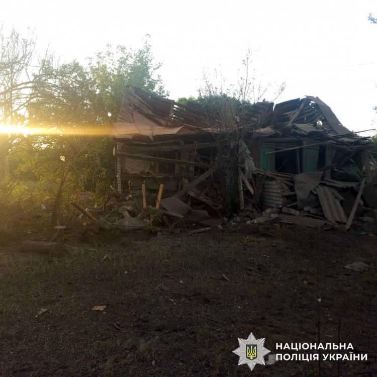Троє загиблих і вісім поранених за добу: поліція Донеччини документує воєнні злочини рф