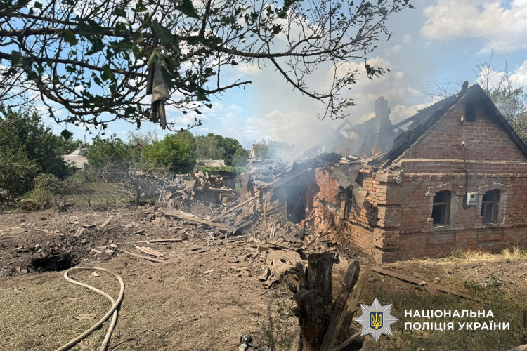 11 мирних жителів зазнали поранень через російські обстріли Донеччини