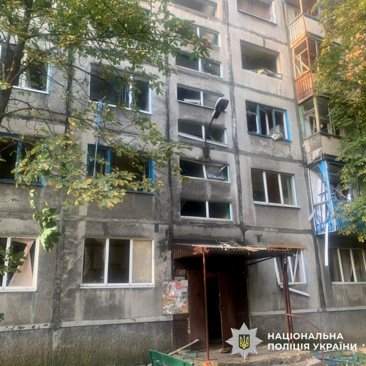 4 людини загинули, 9 поранено внаслідок масованих обстрілів Донеччини 8 серпня