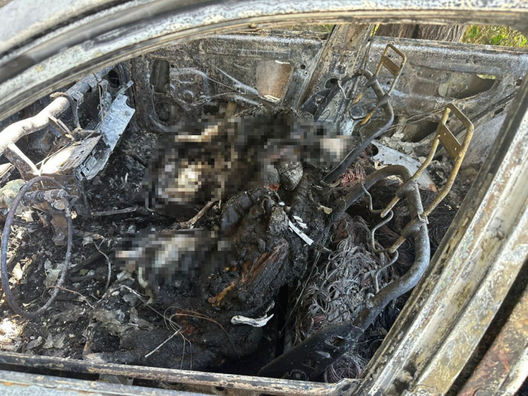 5 загиблих у Родинському: росіяни вдарили дроном по цивільних автівках