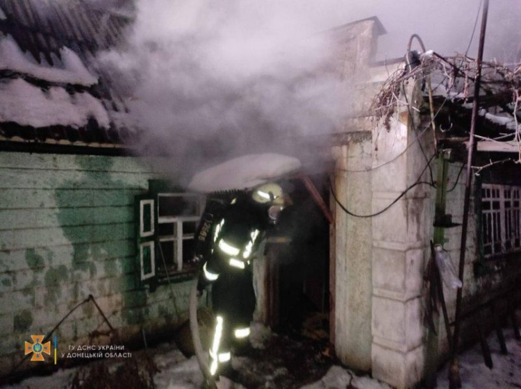 У Покровську та Новогродівці минулої доби на пожежах загинуло дві людини