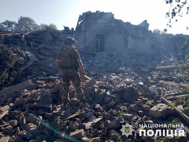 Під ударом перебували 23 населених пункти Донеччини: двоє людей загинуло, 9 зазнали поранень