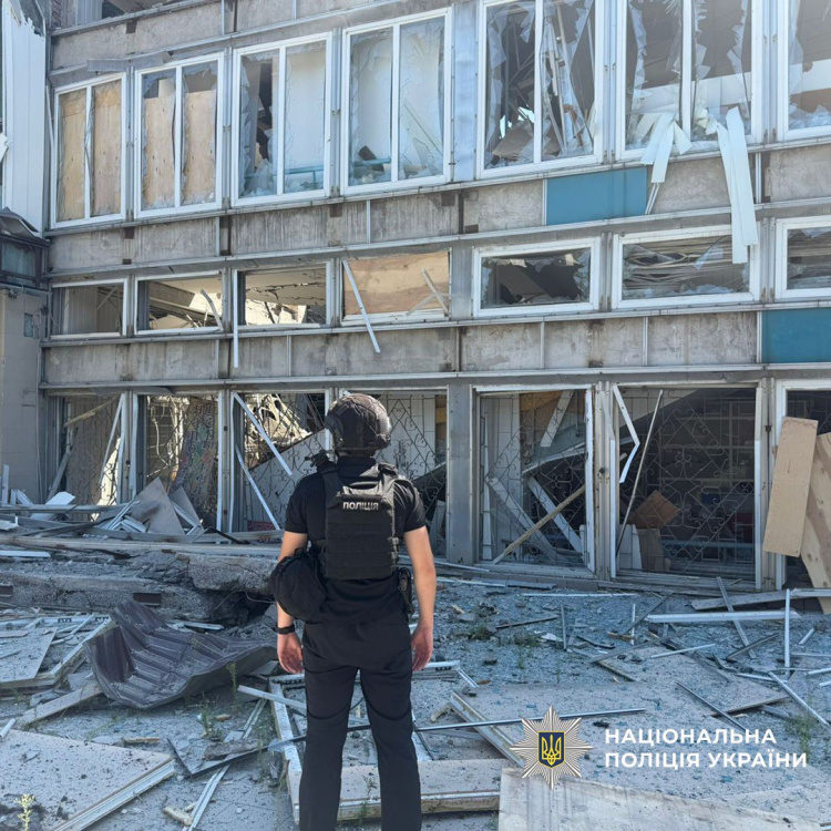 Дві людини зазнали поранень через російські обстріли Донеччини 21 серпня