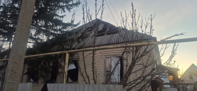 Троє людей поранено через російські атаки на Донеччині 27 лютого